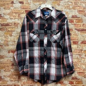 Wrangler men’s long sleeve shirt